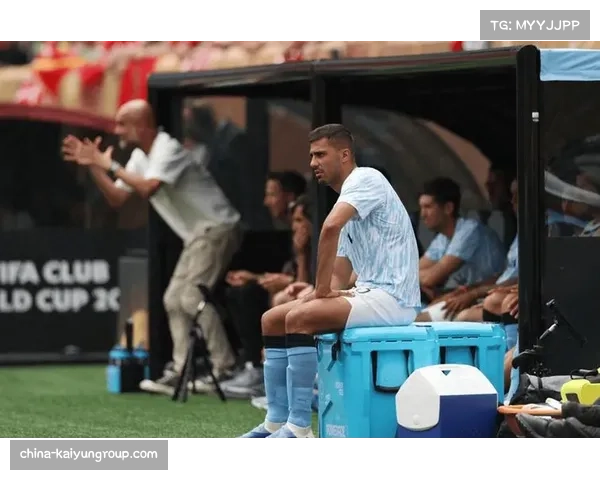 瓜帅盛赞球队上半场统治力同时表达对罗德里伤情的深切担忧